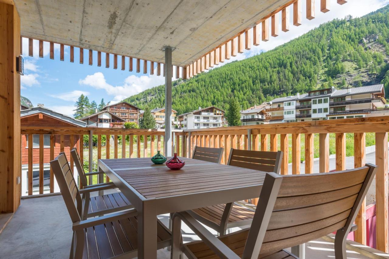 Montela Apartments - Haus D Saas-Grund Exterior foto